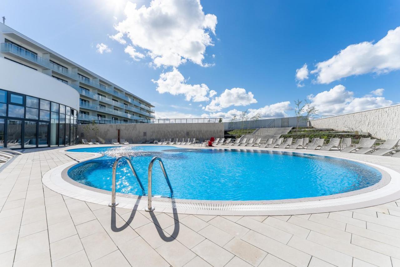 Polanki Aqua Apartamenty Nielimitowany Dostep Do Basenow Parking Free Kolobrzeg Exterior photo